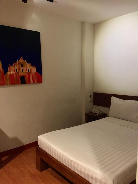 Ilocos Rosewell Otel Oda fotoğraf